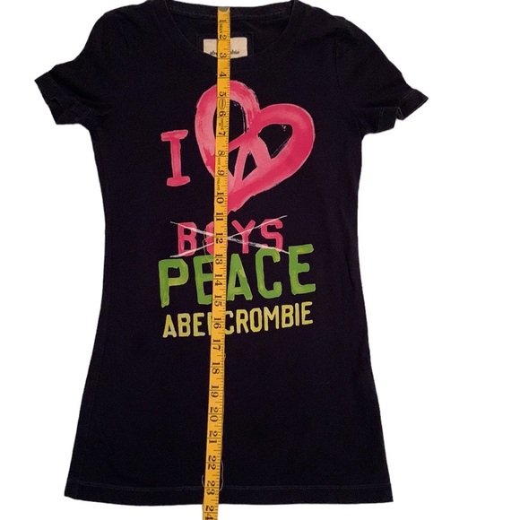 Abercrombie Graphic Tee • Girls Size Medium - Picture 6 of 6